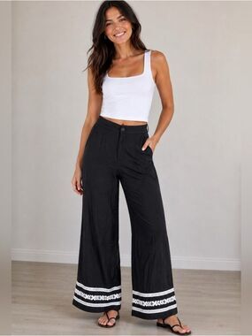 Rich & Famous Linen Blend Wide-Leg Embroidered Hem Pants - Black